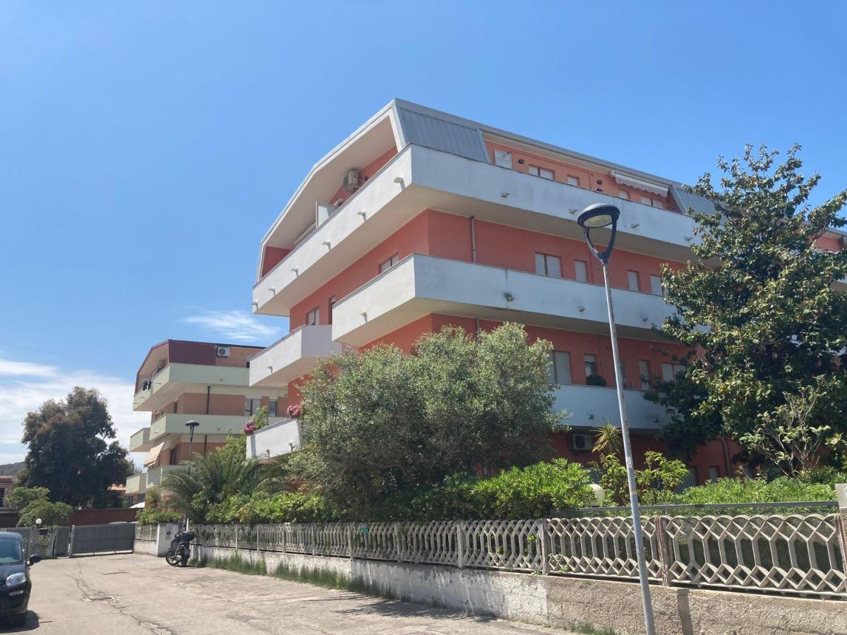 Teresa Al Mare Apartment มอนเตซิลวาโน ภายนอก รูปภาพ